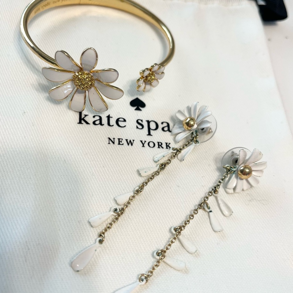 Kate Spade White and Gold Floral Drop Earrings